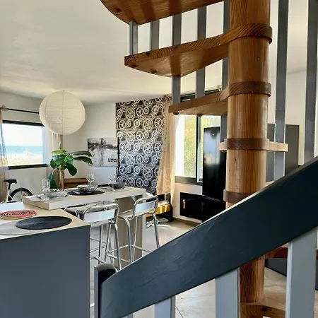 En Front De 6blion65 Apartment